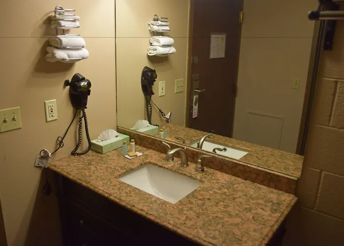 1st Choice Motel