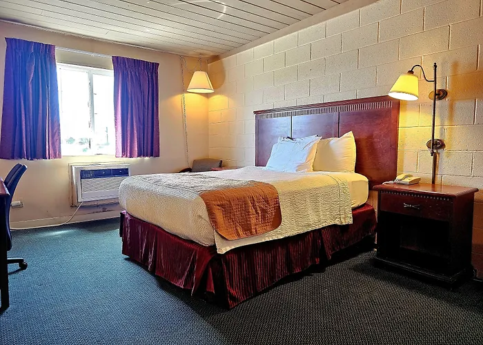 1st Choice Motel