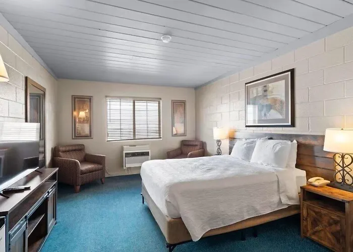 1st Choice Motel
